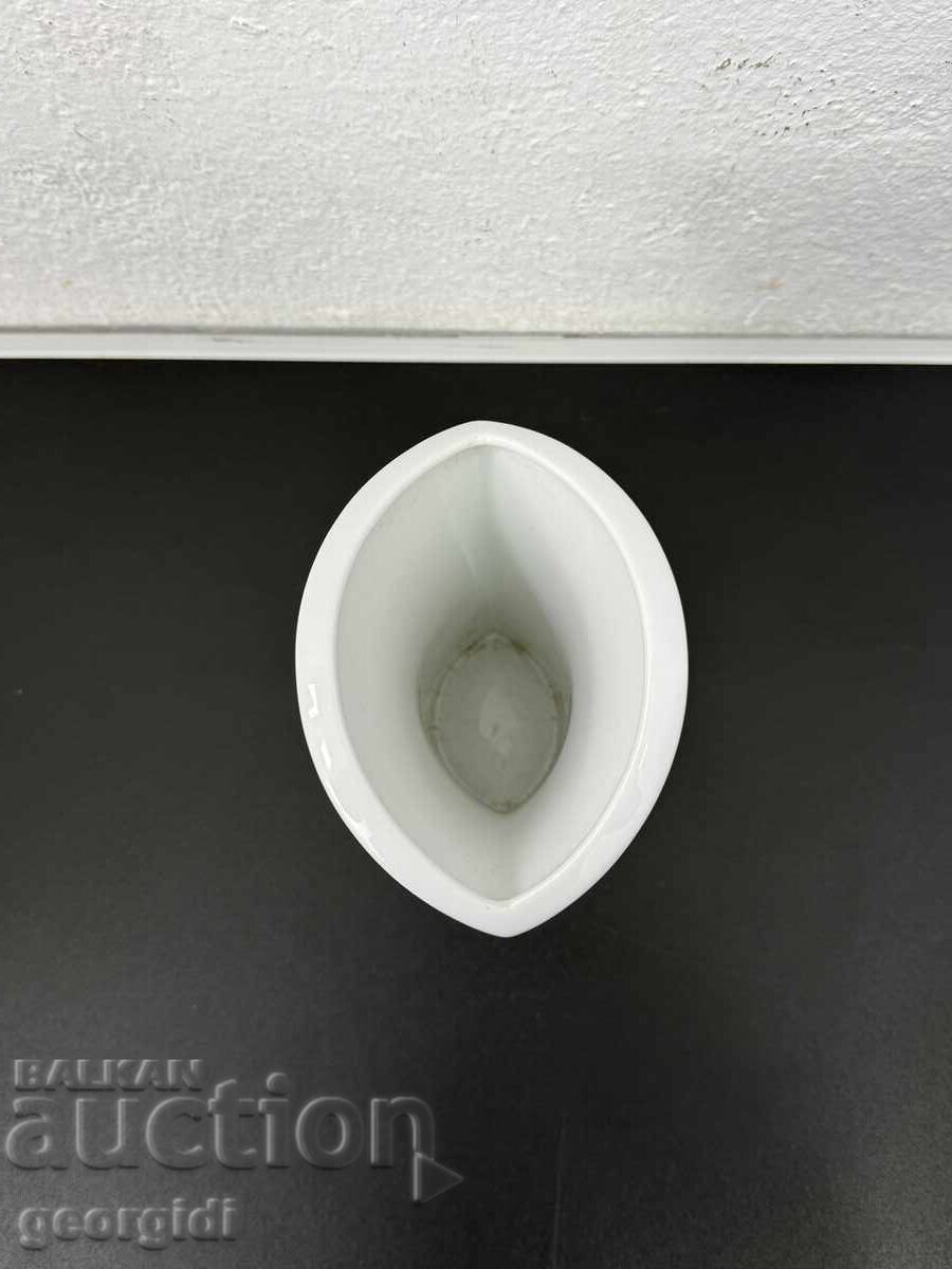 Доставка на Порцеланова ваза Kaiser. №7720 Доставка на Порцеланова ваза Kaiser. №7720