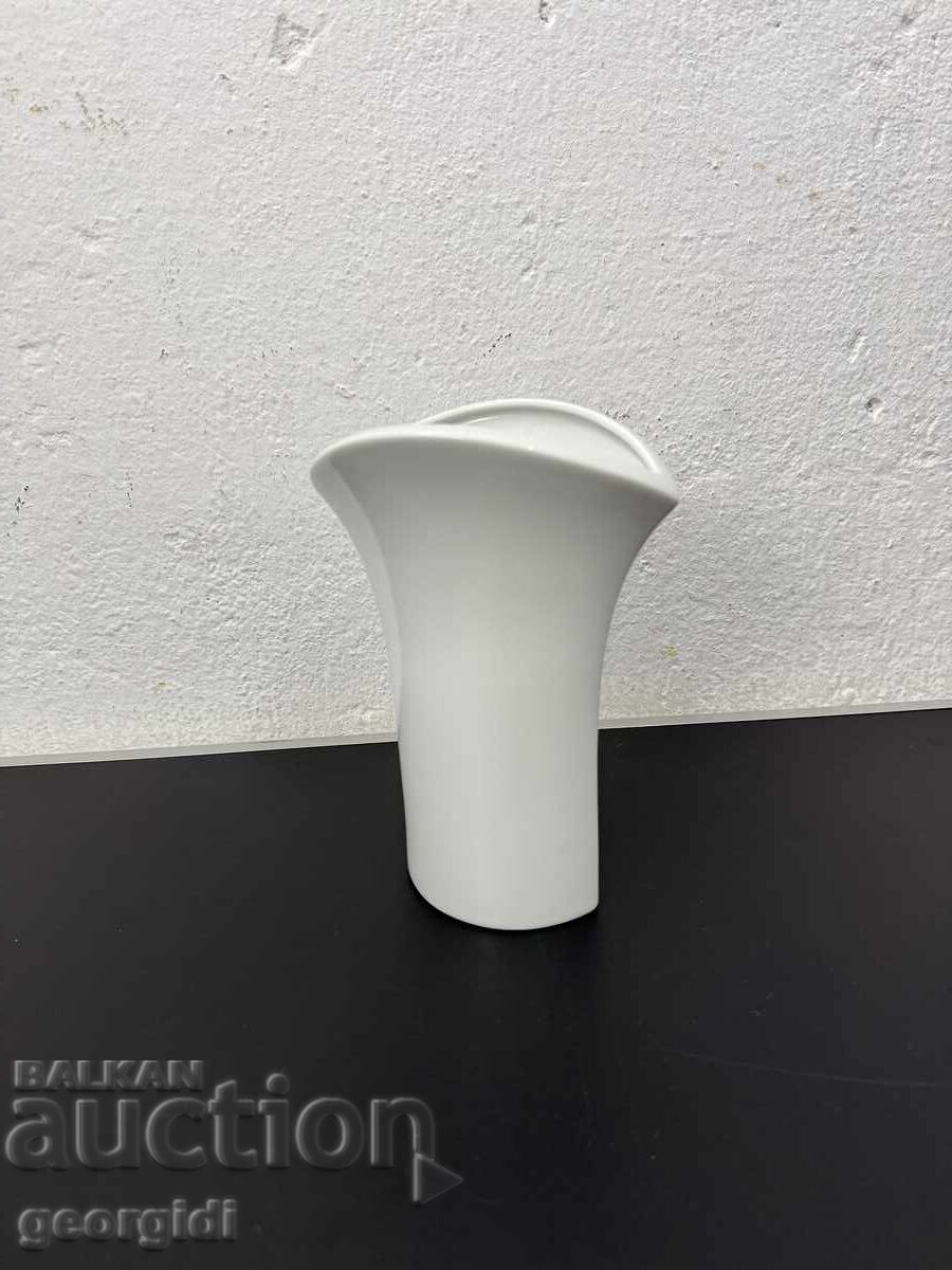 Порцеланова ваза Kaiser. №7720 Порцеланова ваза Kaiser. №7720