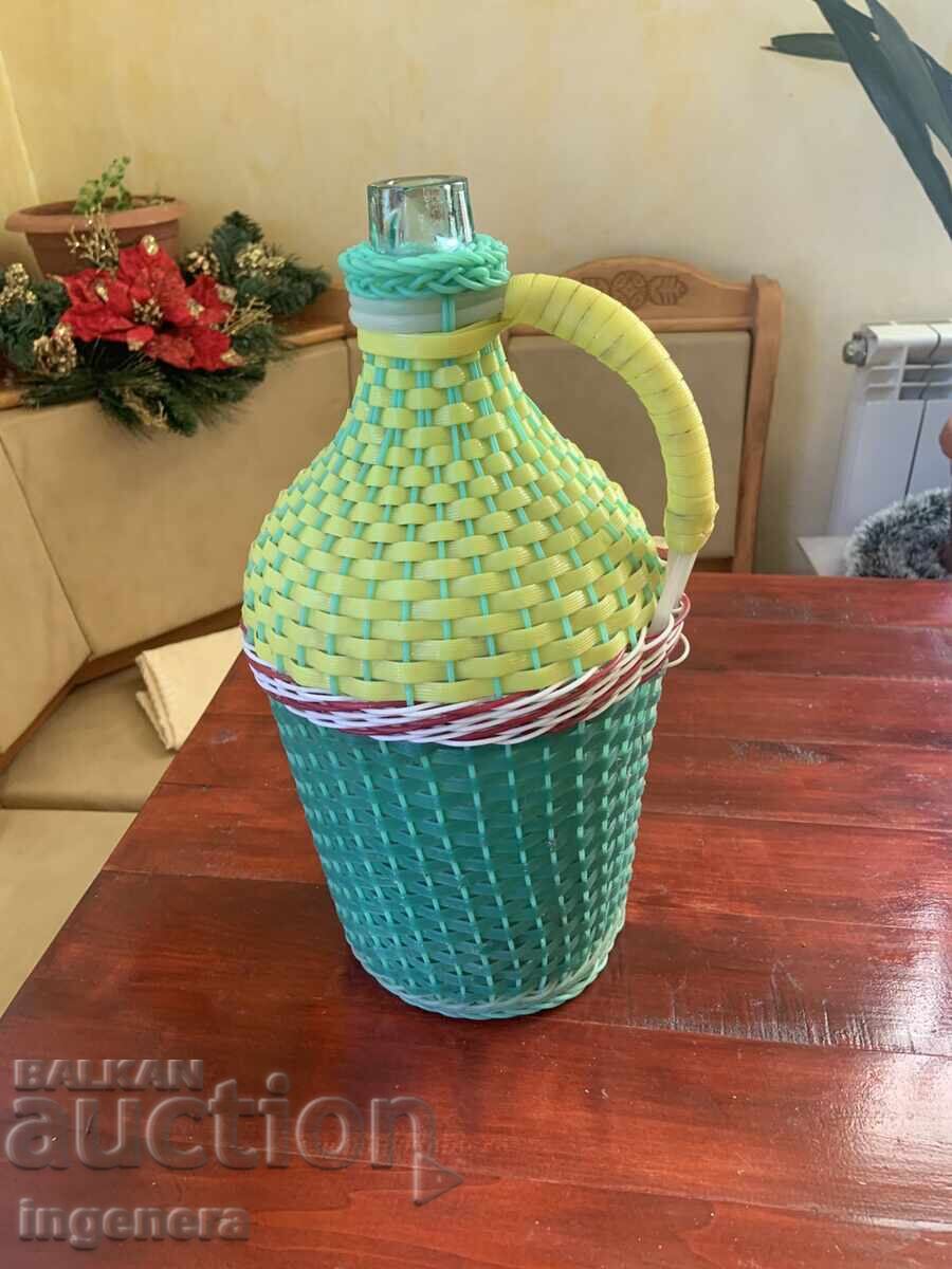 DAMIGEANĂ STICLĂ ÎMPLETITĂ PENTRU RACHIU - 5 LITRI DIN MATERIAL VECHI DAMIGEANĂ STICLĂ ÎMPLETITĂ PENTRU RACHIU - 5 LITRI DIN MATERIAL VECHI