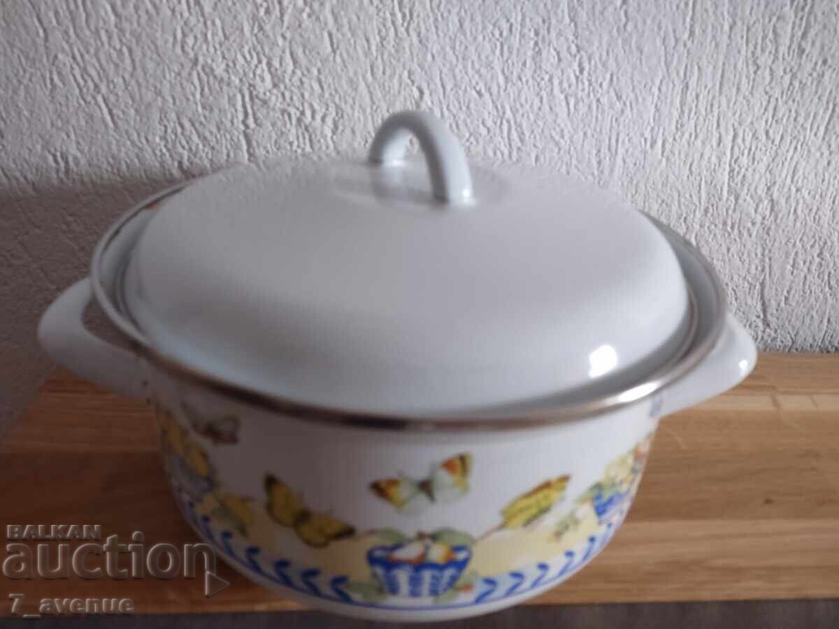 Oală emailată, emailată 14.12.2025 cu preț 39.00 BGN | € 19.94 Oală emailată, emailată 14.12.2025 cu preț 39.00 BGN | € 19.94