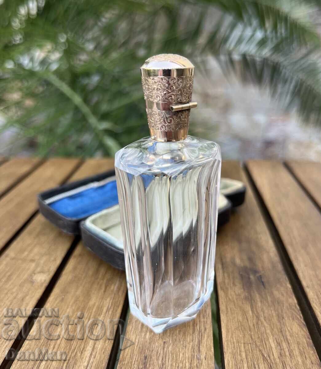 Βίντατζ μοναδικό μπουκάλι αρώματος 19ου αιώνα, Χρυσός και κρύσταλλο Βίντατζ μοναδικό μπουκάλι αρώματος 19ου αιώνα, Χρυσός και κρύσταλλο