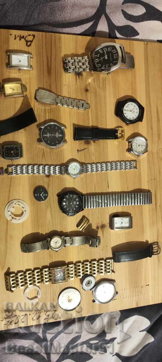Б.З.Ц. Часовници и части състояние по снимките с цена 0.01 лв. | € 0.01 Б.З.Ц. Часовници и части състояние по снимките с цена 0.01 лв. | € 0.01