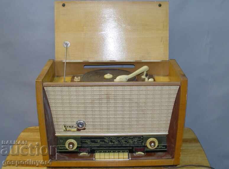 радиограмофон Сакта