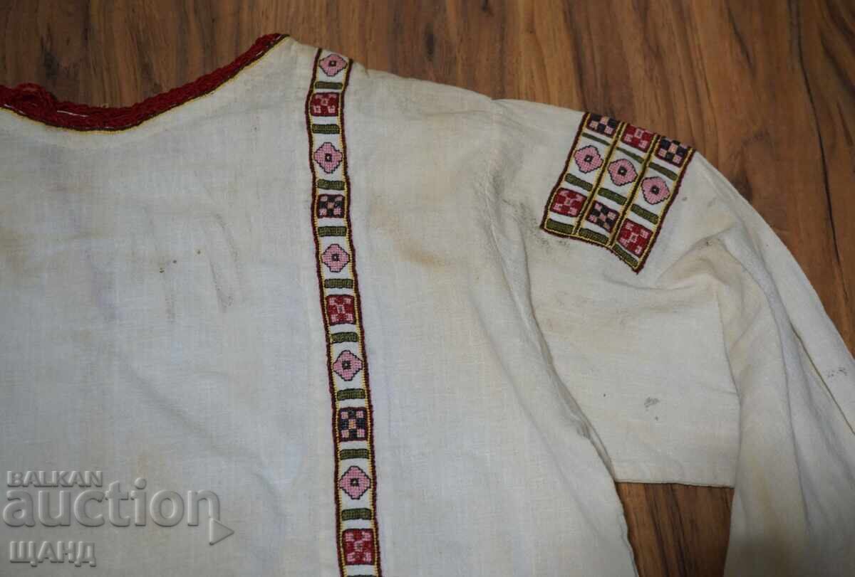 Δημοπρασία Παλιά Βουλγάρικη Αυθεντική Μπλούζα από Λαϊκή Φορεσιά με Κεντήματα Δημοπρασία Παλιά Βουλγάρικη Αυθεντική Μπλούζα από Λαϊκή Φορεσιά με Κεντήματα