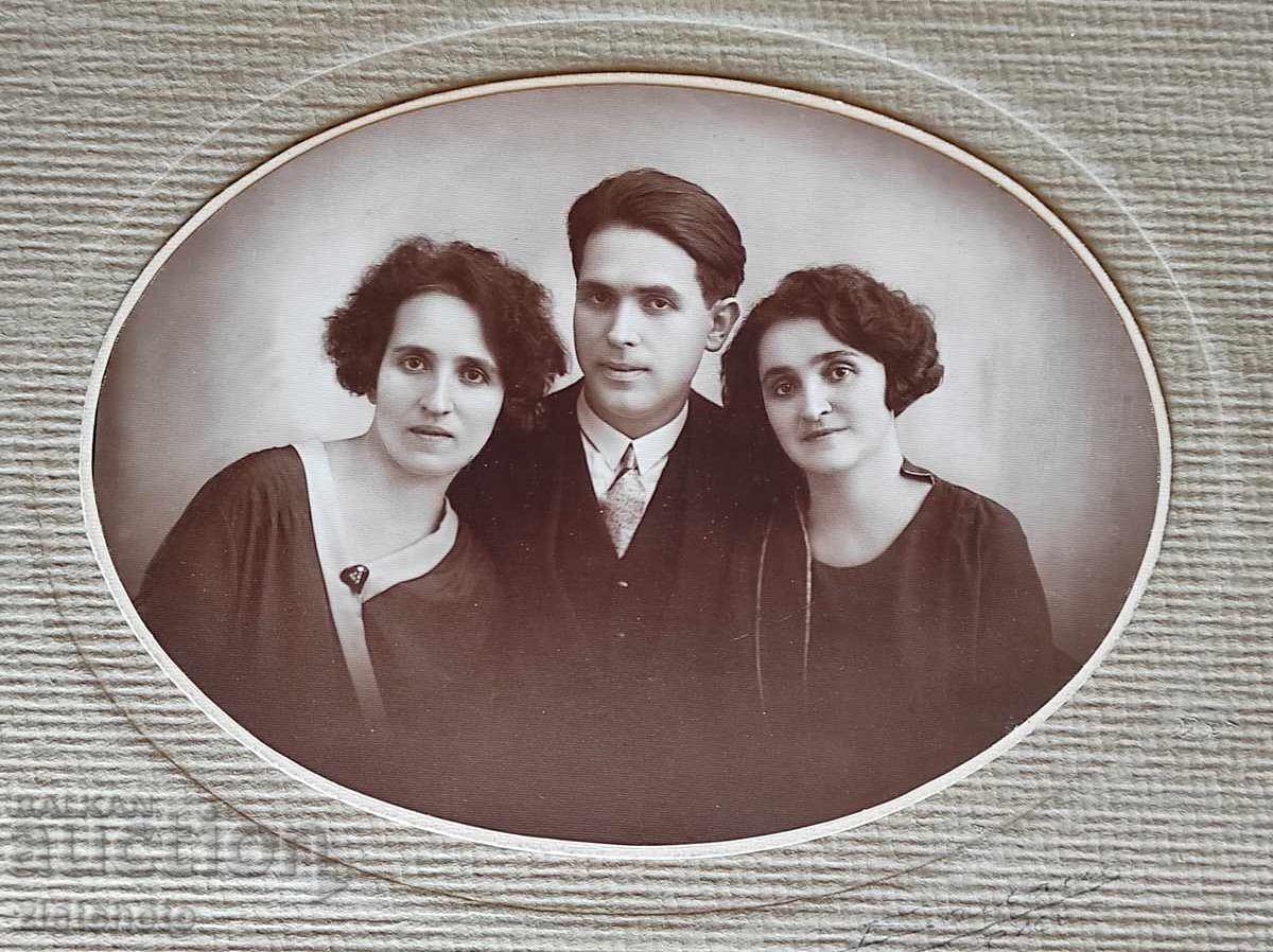 Παλιά φωτογραφία από χαρτόνι - Ruse με τιμή € 10.23 | 20.01 BGN