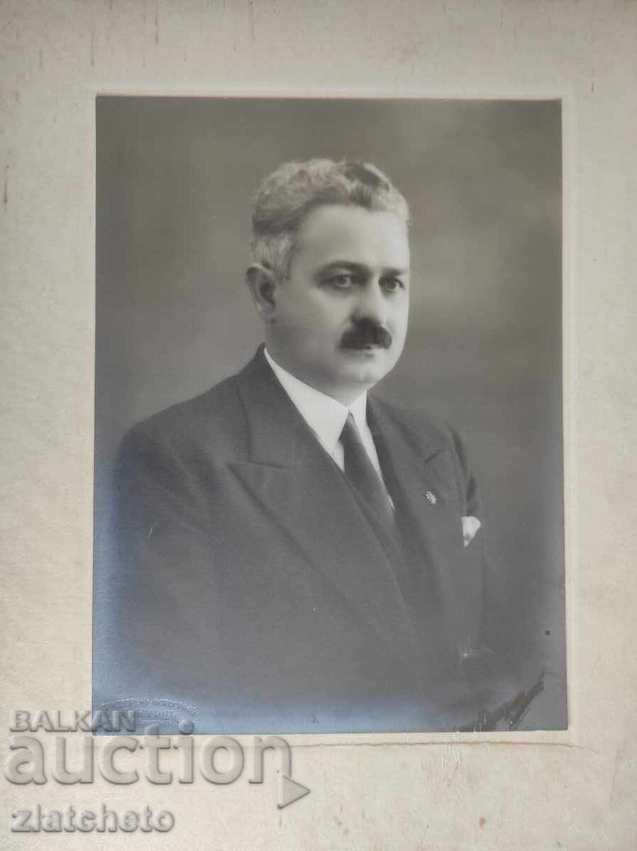 Παλιά φωτογραφία από χαρτόνι - με τιμή € 30.68 | 60.00 BGN