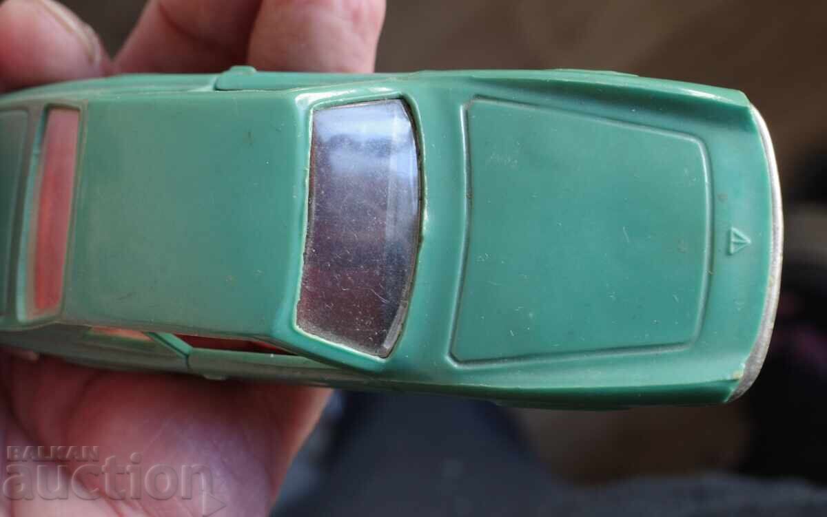 GHiA V. 280-URSS cu preț € 15.34 | 30.00 BGN