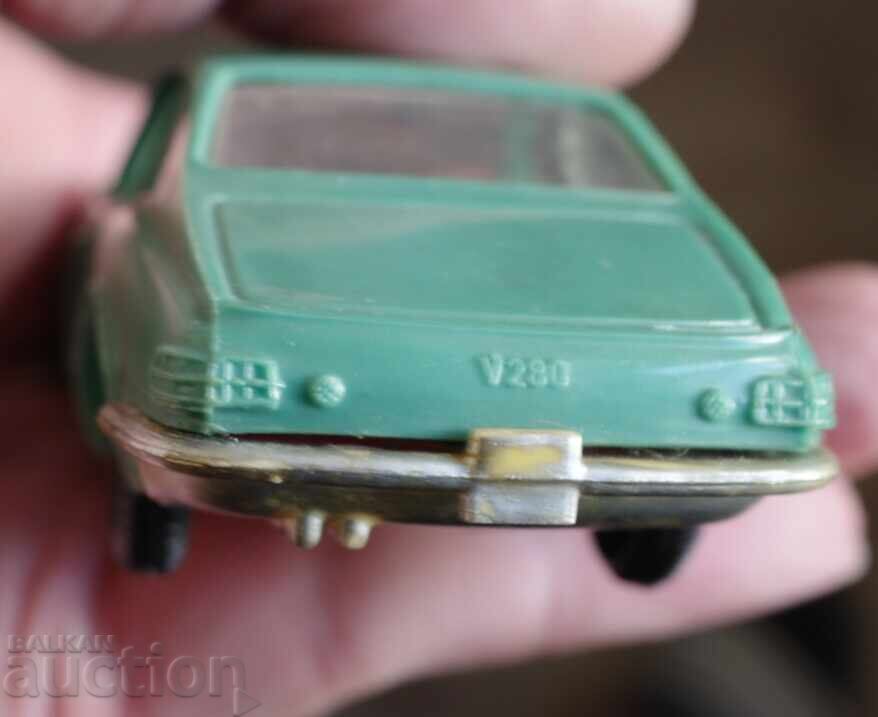 Livrarea GHiA V. 280-URSS