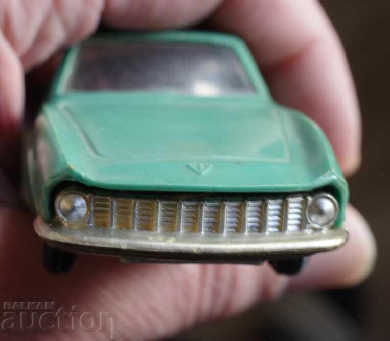 GHiA V. 280-URSS - 6