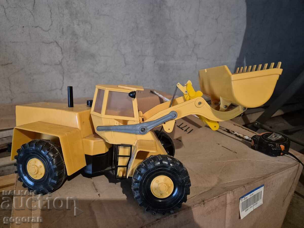 Доставка на Стара играчка - фадрома Доставка на Стара играчка - фадрома