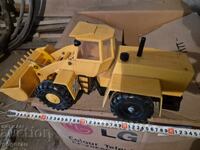 Old toy - bulldozer