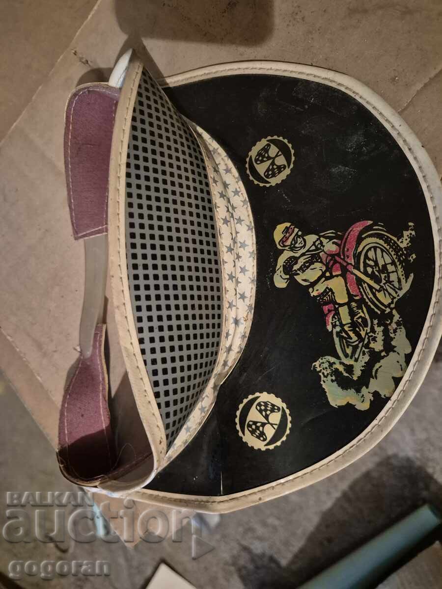 Стара шапка козирка - 5