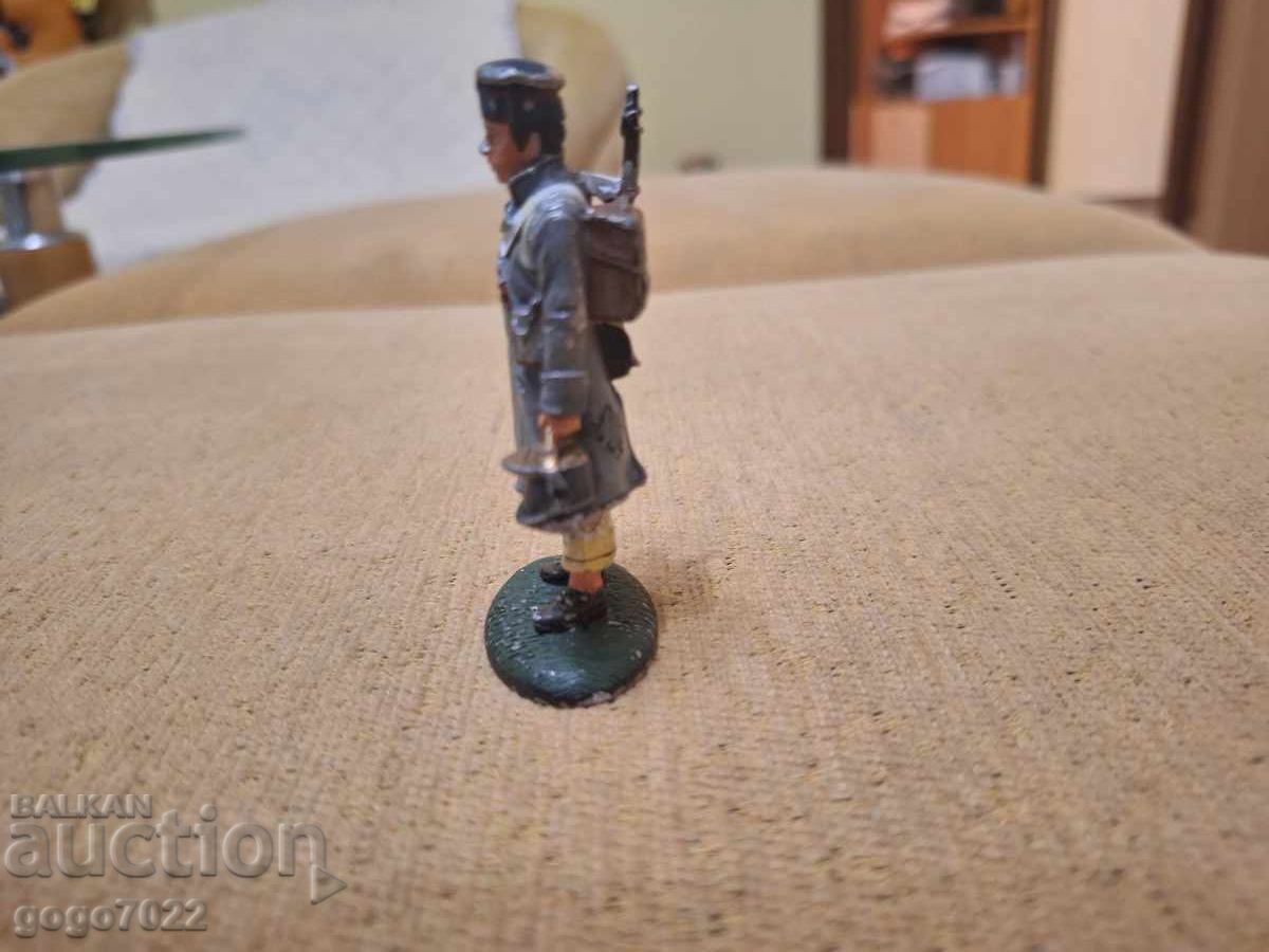 Επικεφαλής στρατιώτης Ντελ Πράδο με τιμή € 3.07 | 6.00 BGN Επικεφαλής στρατιώτης Ντελ Πράδο με τιμή € 3.07 | 6.00 BGN