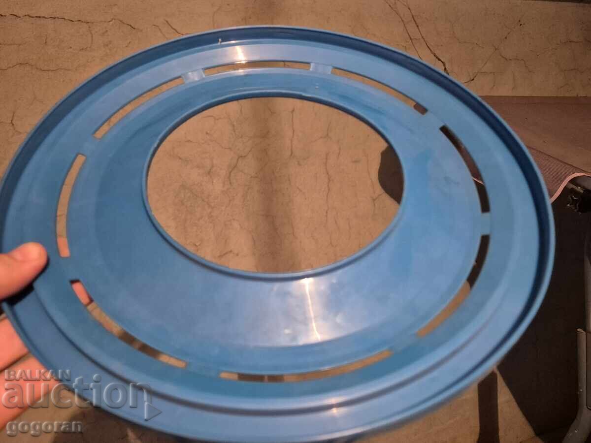 Old toy - frisbee with price € 1.60 | 3.13 BGN Old toy - frisbee with price € 1.60 | 3.13 BGN