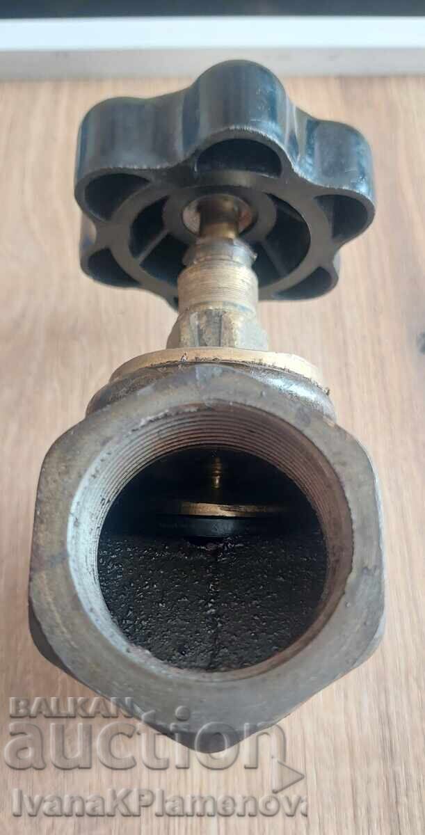 Delivery of New 1"1/2 Stop Valve