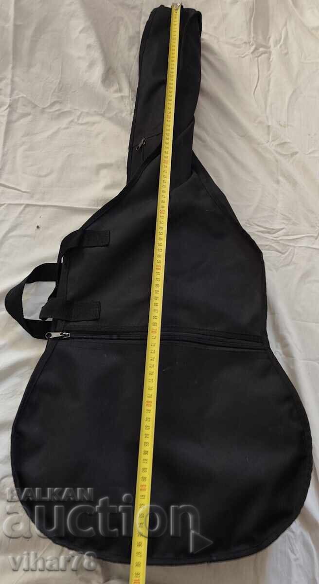 Аукцион Китара с калъф