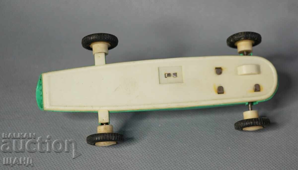 SMER Jucărie veche din plastic model mașină sport formulă 1 - 5 SMER Jucărie veche din plastic model mașină sport formulă 1 - 5