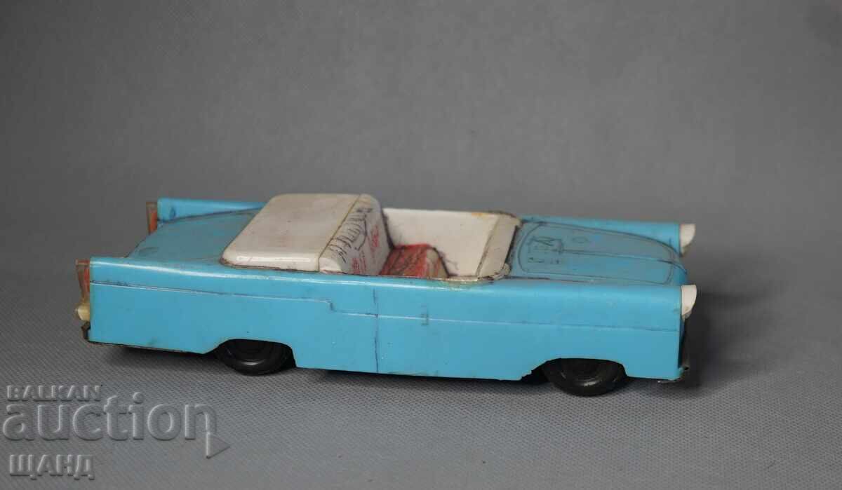 Стара СОЦ.пластмасова играчка модел кола