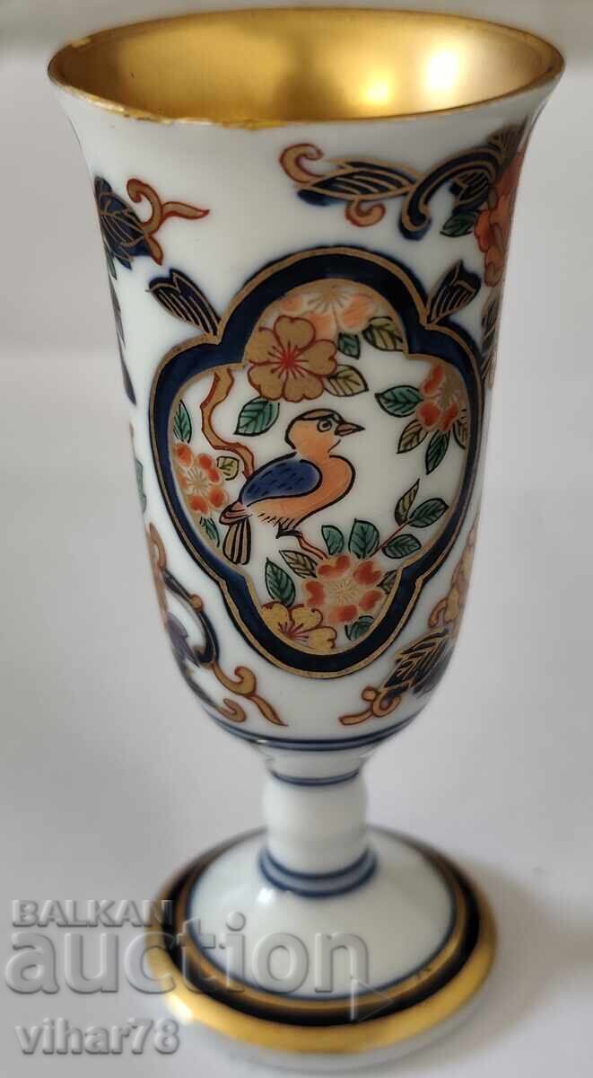 Порцеланова чаша