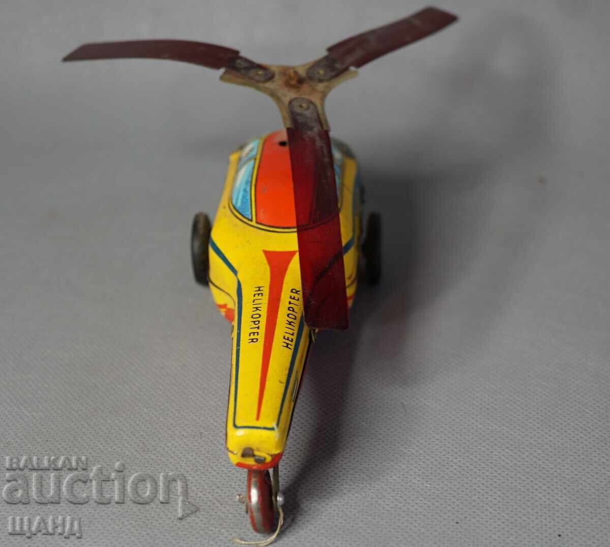 Доставка на Стара Унгарска метална играчка  модел хеликоптер