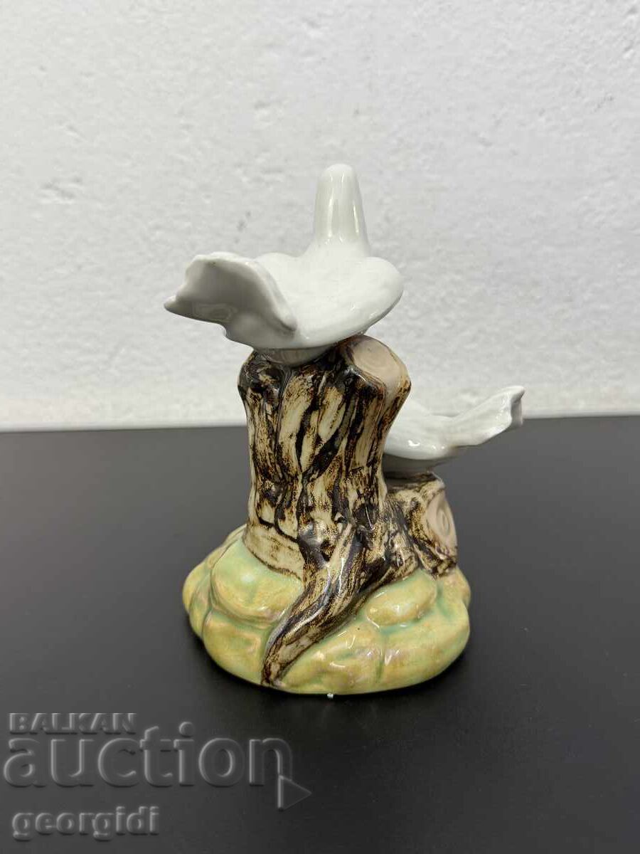 Παράδοση Ισπανικό πορσελάνινο ειδώλιο / πλαστικό περιστεριών. №7731 Παράδοση Ισπανικό πορσελάνινο ειδώλιο / πλαστικό περιστεριών. №7731