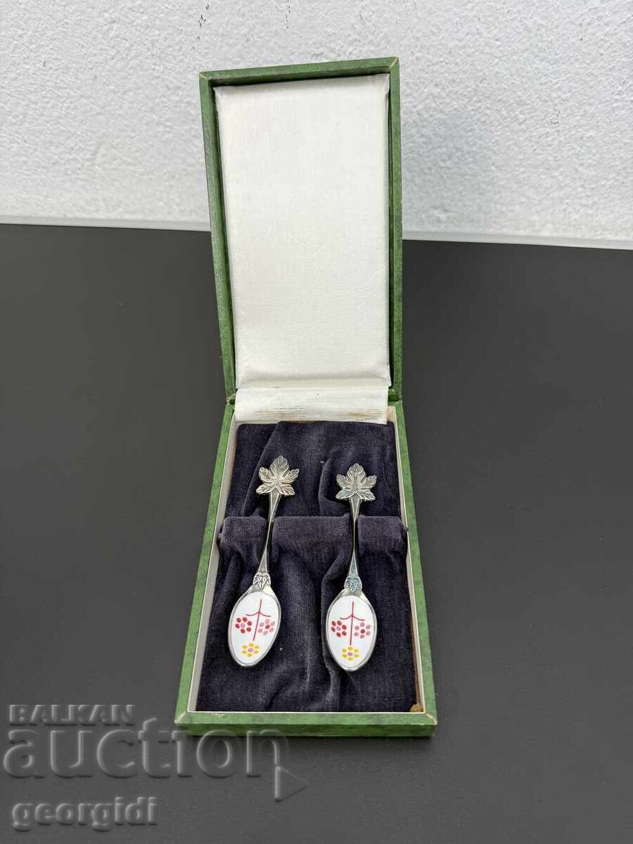 Lingurițe metalice argintate cu email. №7734