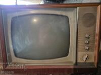 Τηλεόραση Πιρίν