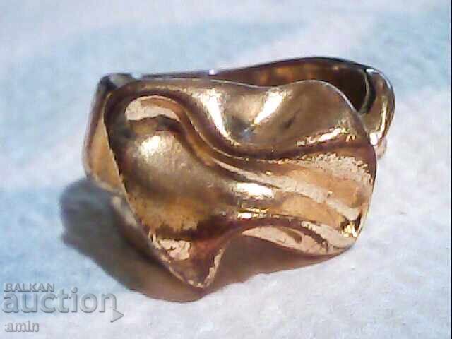 Παράδοση Επιχρυσωμένα δαχτυλίδια Παράδοση Επιχρυσωμένα δαχτυλίδια