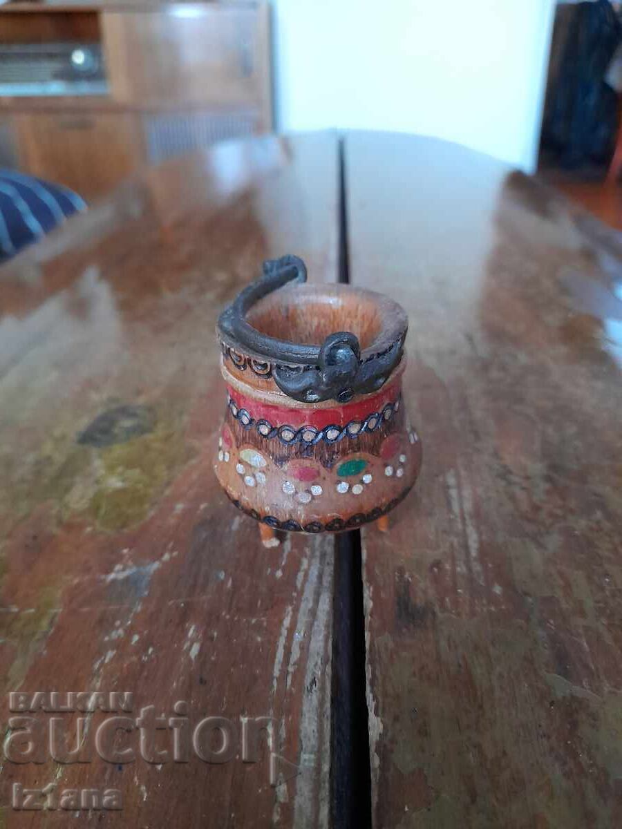 Vechi vas din lemn pentru suveniruri, cană cu preț € 8.18 | 16.00 BGN