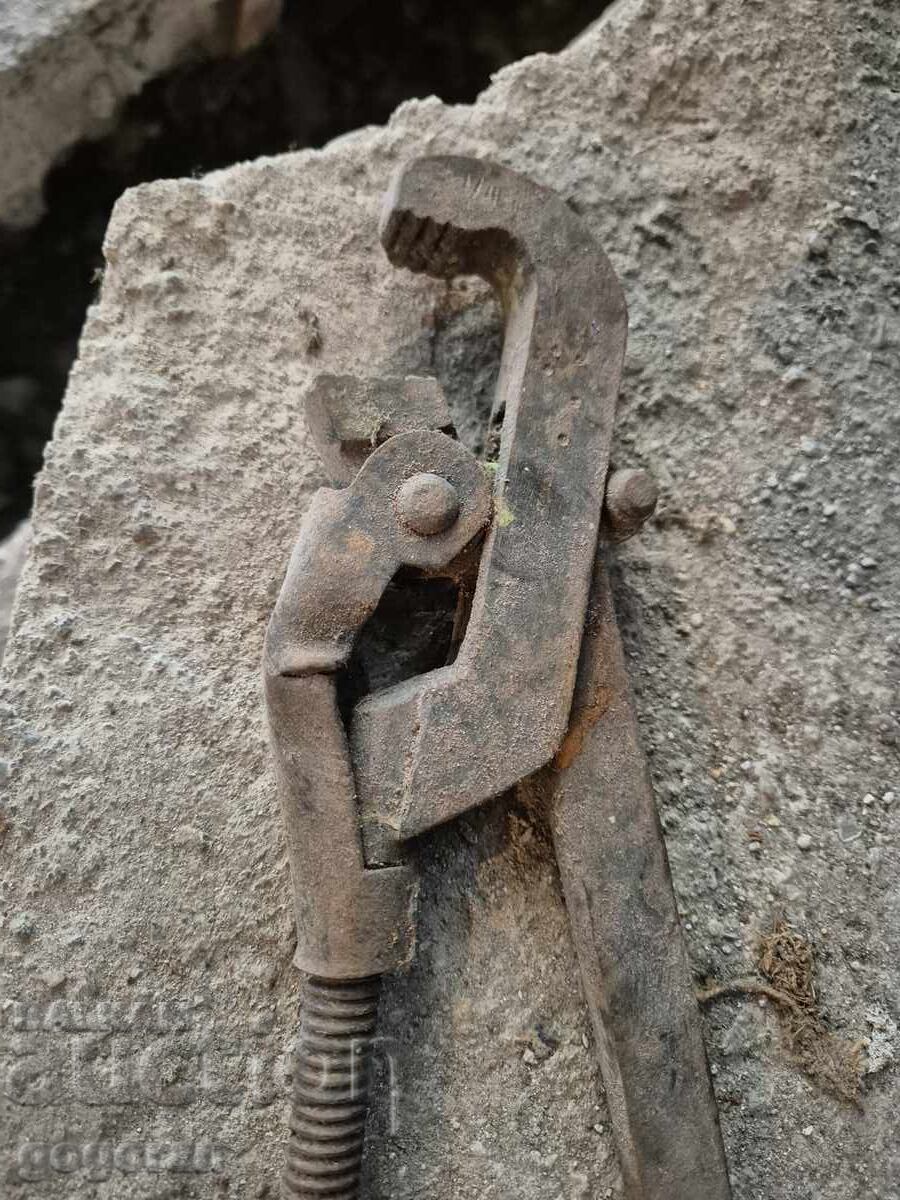 Cheie veche cu preț € 2.56 | 5.01 BGN