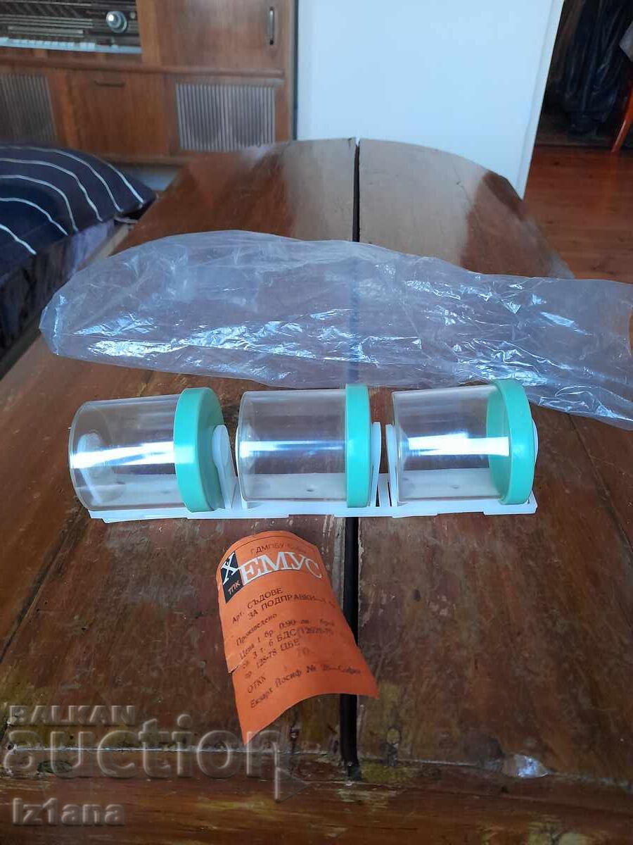 Vechii recipiente pentru condimente cu preț € 16.87 | 32.99 BGN