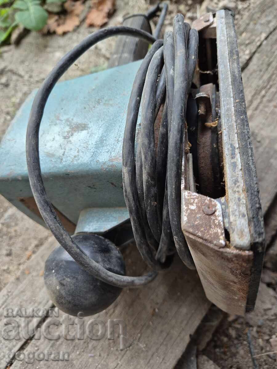 Delivery of Old grinding machine