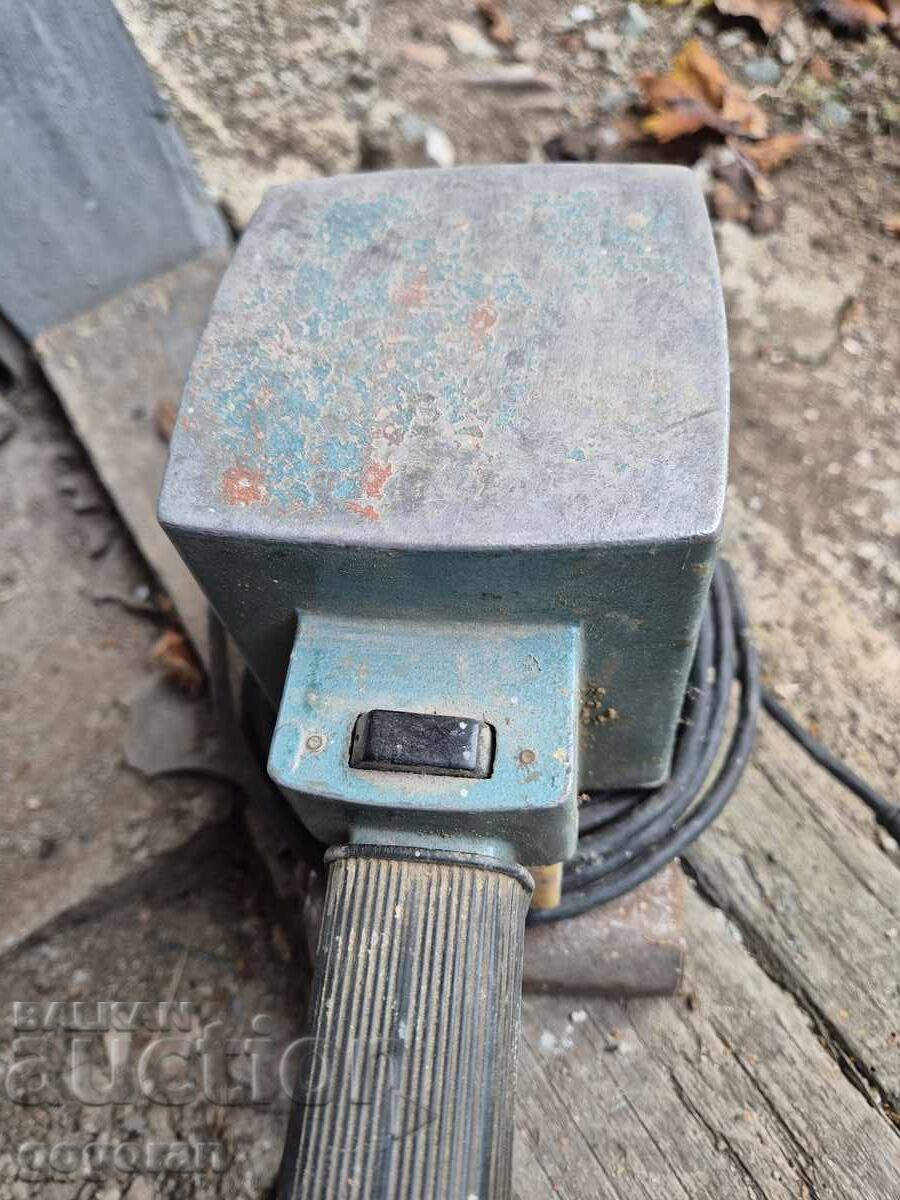 Old grinding machine - 5