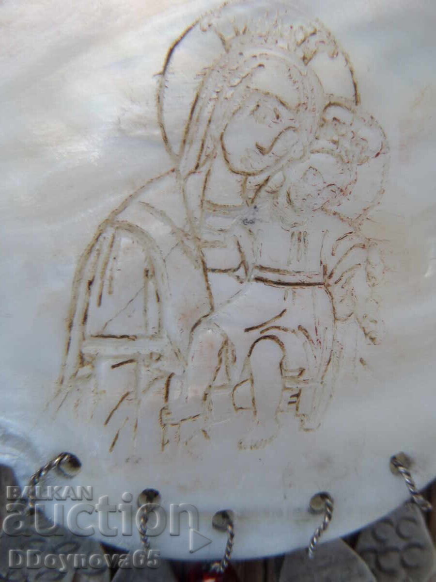 Панагия, куна, седеф с цена € 33.75 | 66.01 лв.