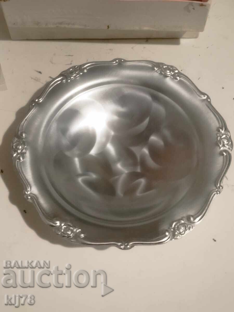 Silver plated fruit bowl - 6 Silver plated fruit bowl - 6