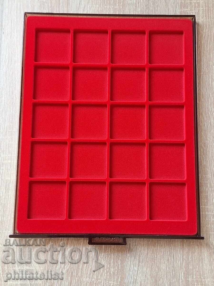 Licitație Cutie de monede din PVC Elite Plast - pentru 20 de monede de până la 47 mm /c