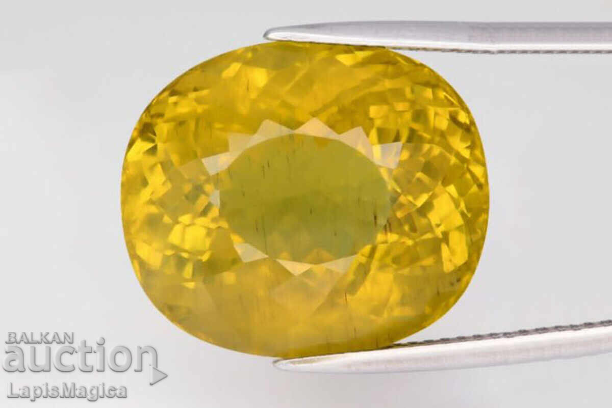 Apatit galben natural 28.56ct tăietură cushion Apatit galben natural 28.56ct tăietură cushion