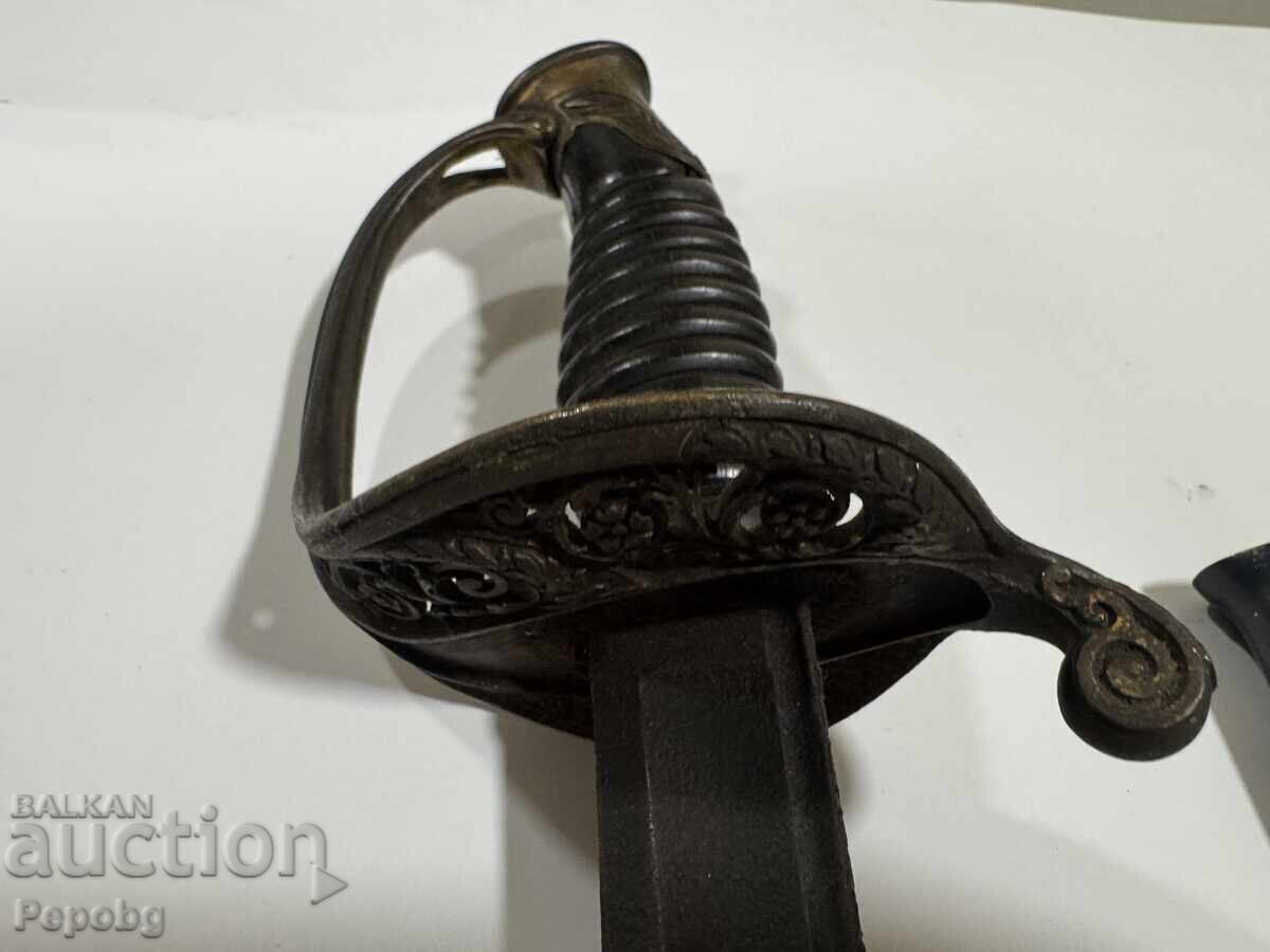 Стара бойна сабя с цена € 230.00 | 449.84 лв.