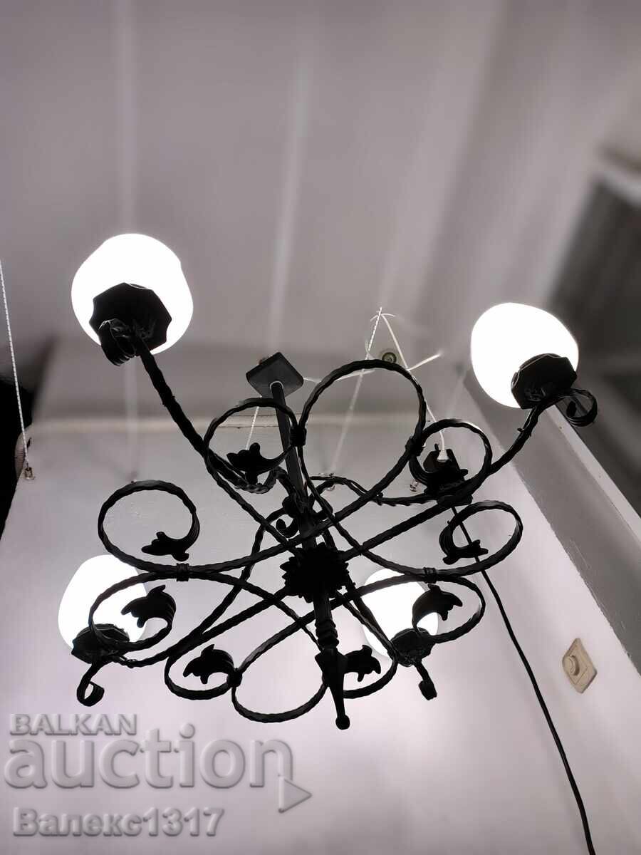 Продавам осветително тяло ново с цена € 255.65 | 500.01 лв.