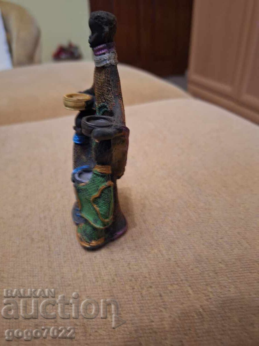 Măsăi africani cu preț € 2.56 | 5.01 BGN