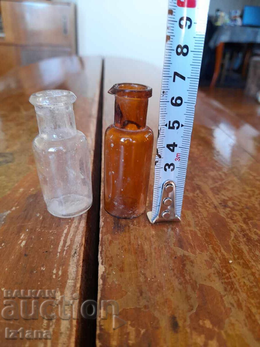 Auction Old apothecary bottle, bottles Auction Old apothecary bottle, bottles