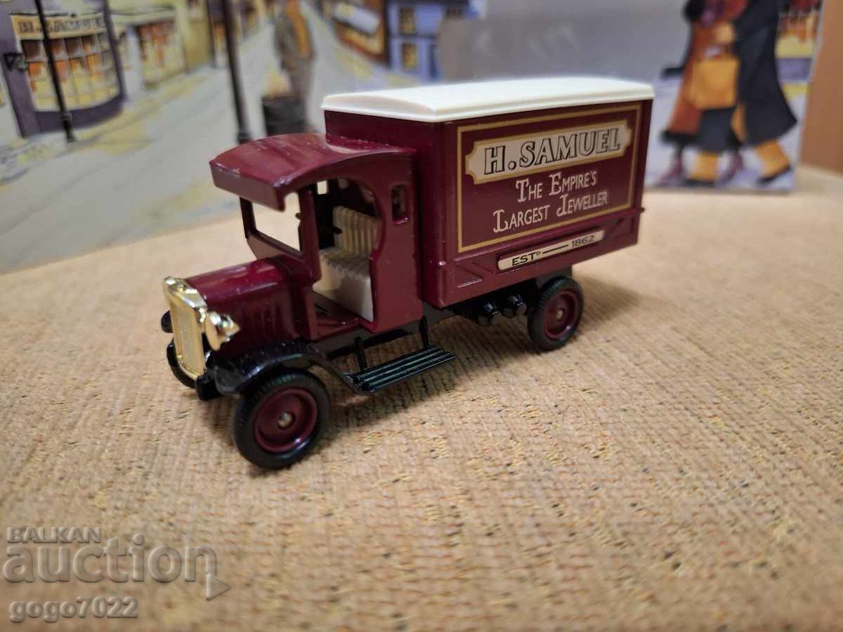 Delivery of LLEDO MODEL ENGLAND Delivery of LLEDO MODEL ENGLAND