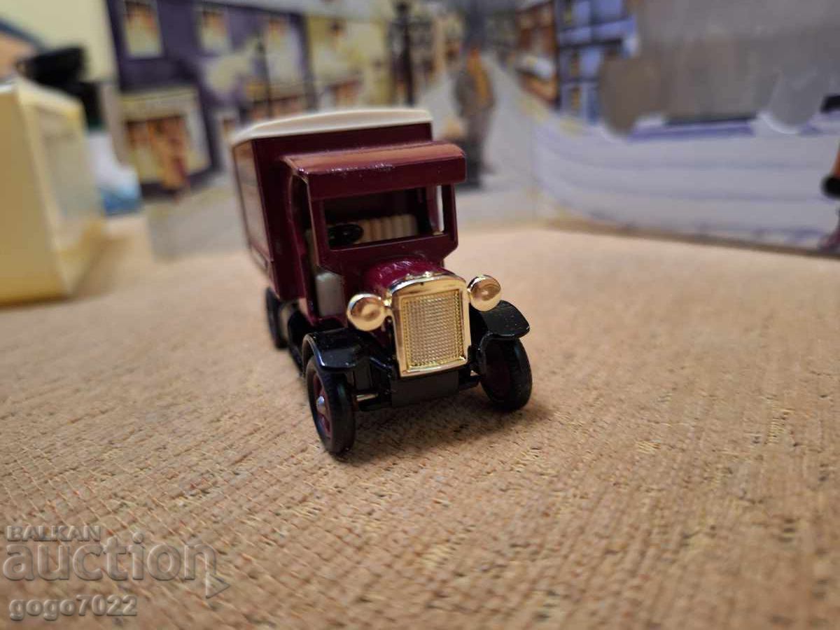 LLEDO MODEL ENGLAND - 6 LLEDO MODEL ENGLAND - 6