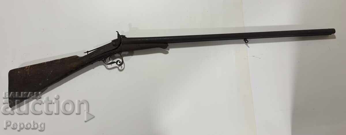 Pușcă veche cu știfturi