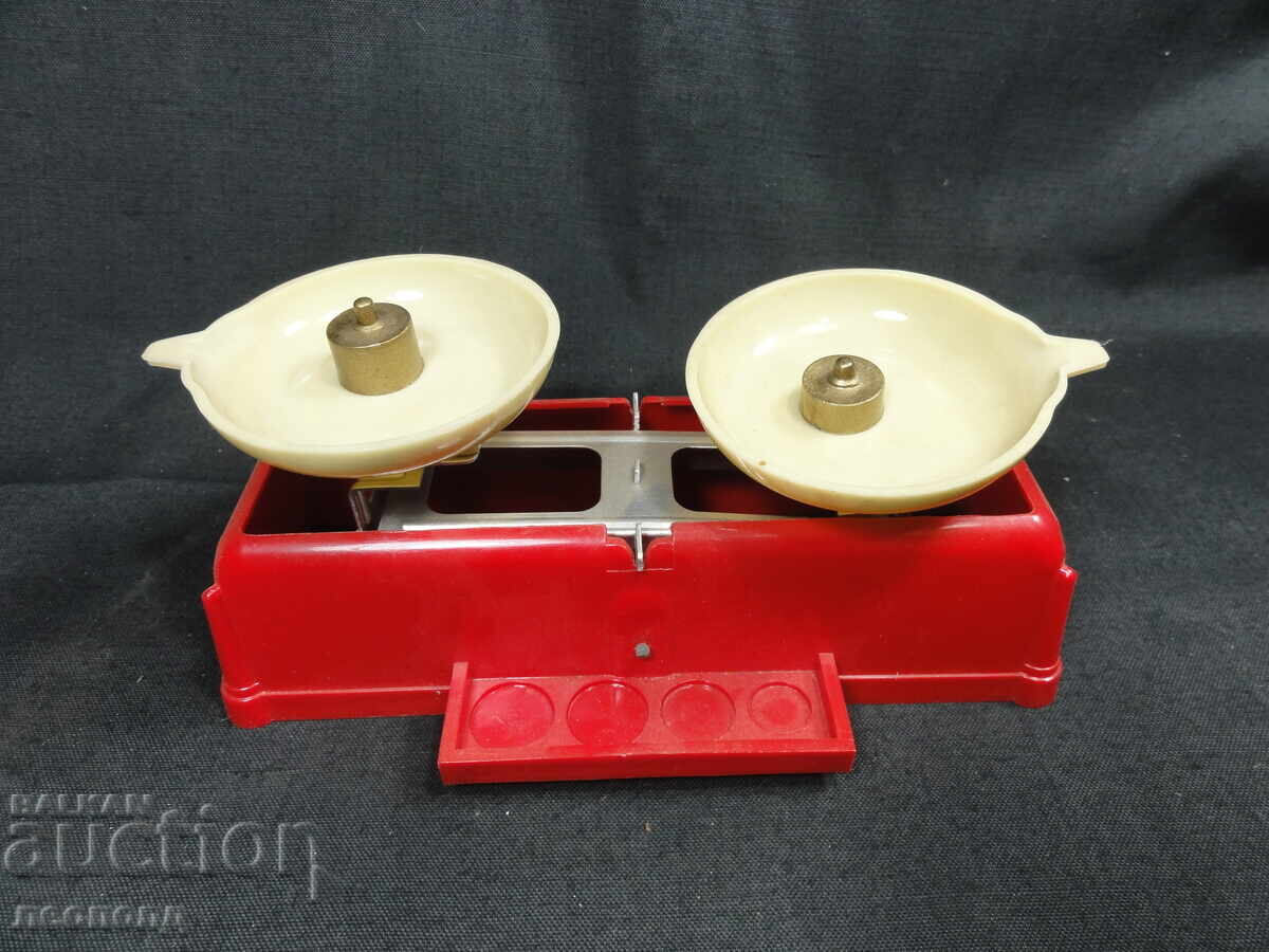 BZC VECHE JUCĂRIE RETRO DIN PLASTIC CÂNTAR BZC VECHE JUCĂRIE RETRO DIN PLASTIC CÂNTAR