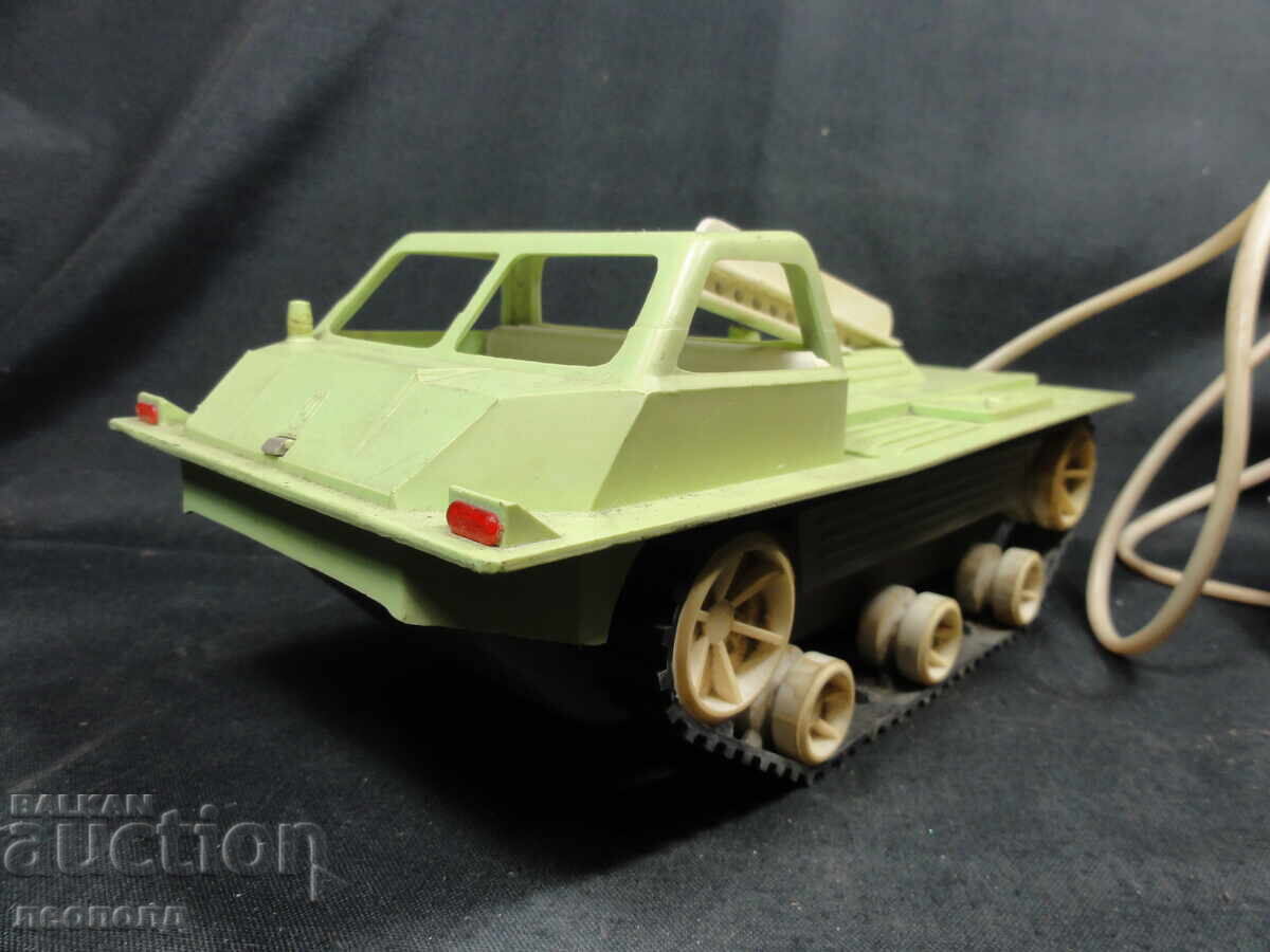 BZC OLD RETRO SOC URSS JUCĂRIE PLASTIC DIVERSE cu preț € 9.82 | 19.21 BGN