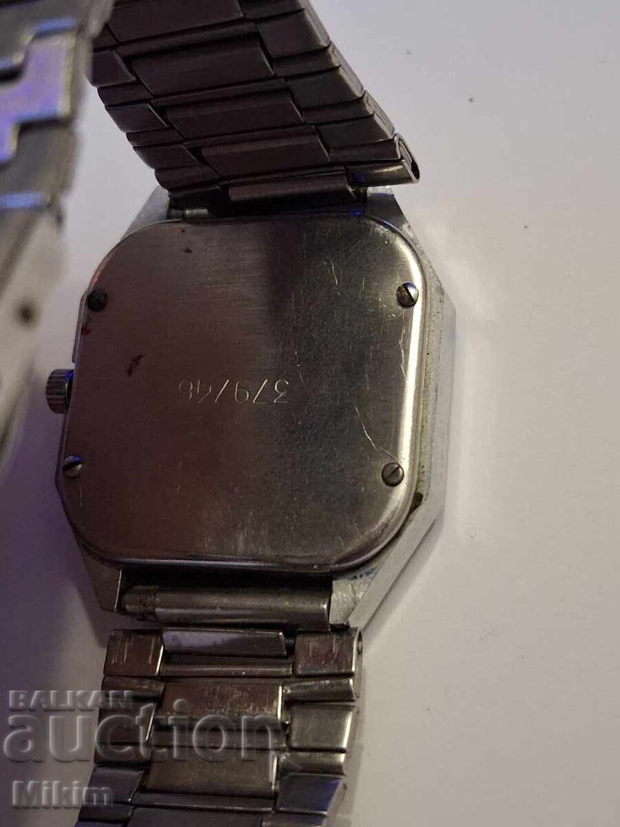 Ρολόι Slava με τιμή € 13.80 | 26.99 BGN Ρολόι Slava με τιμή € 13.80 | 26.99 BGN