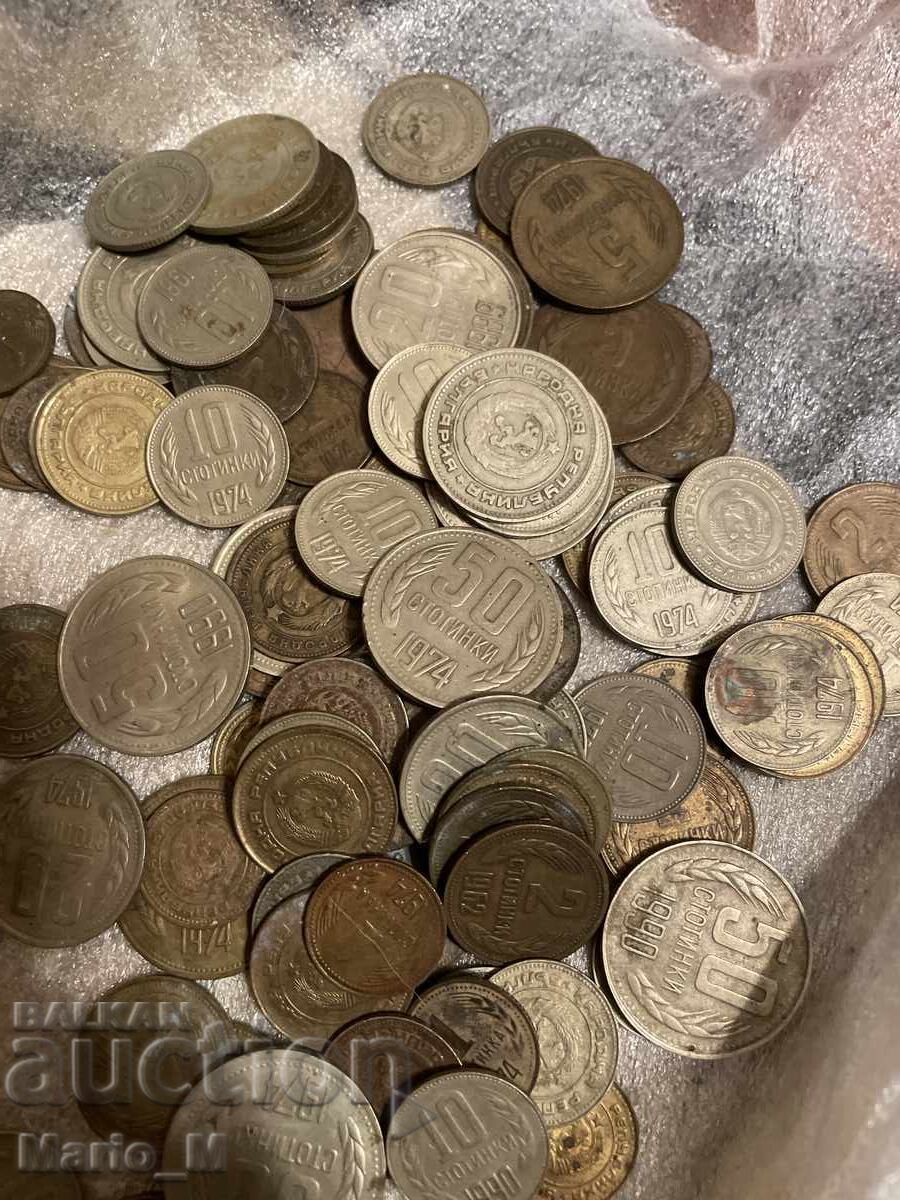 Български момети Български момети