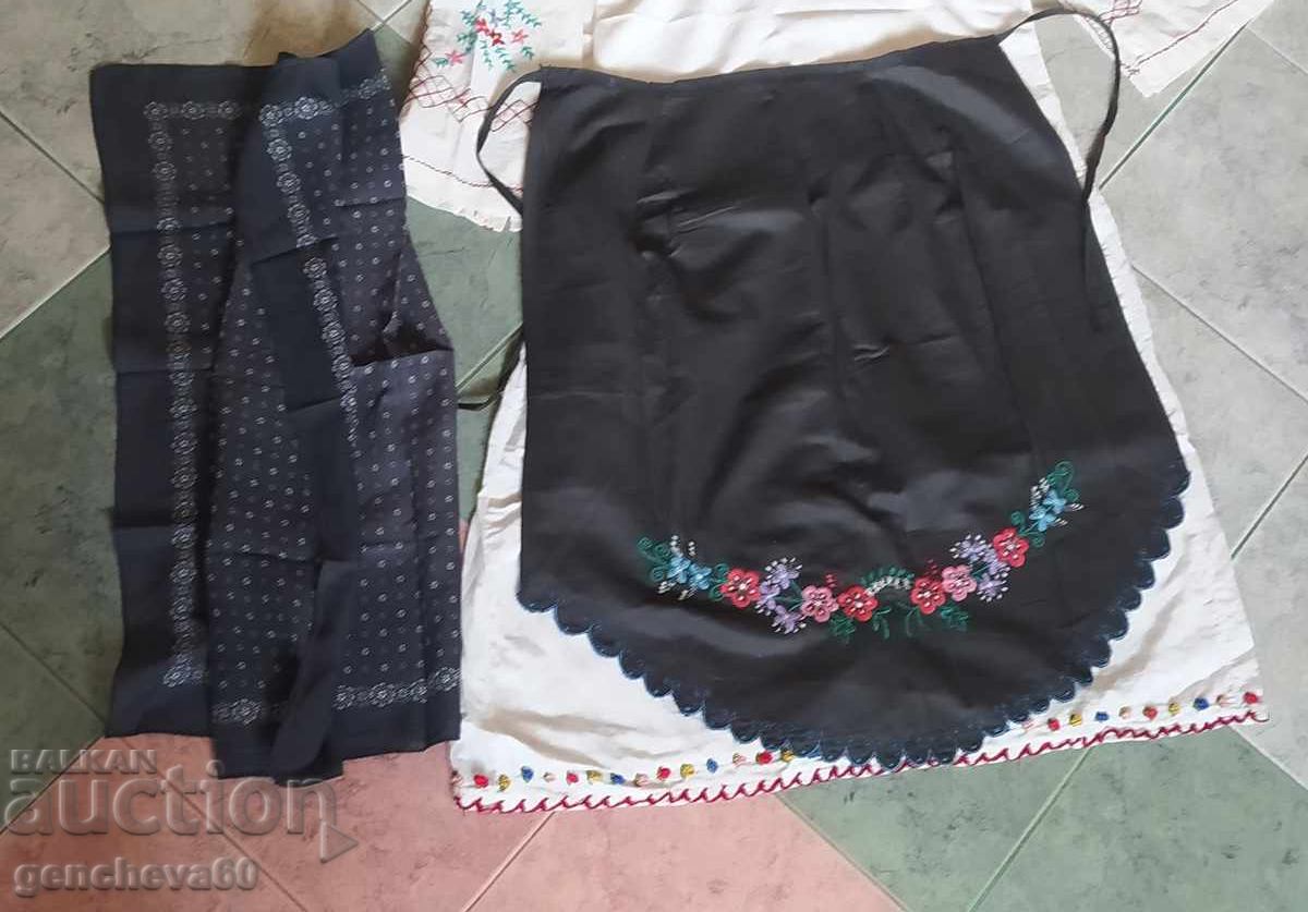 Auction  Authentic cotton apron, shirt, and headscarf