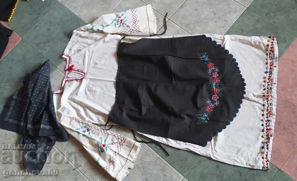 Autentic șorț de bumbac, cămașă și batic - 7 Autentic șorț de bumbac, cămașă și batic - 7